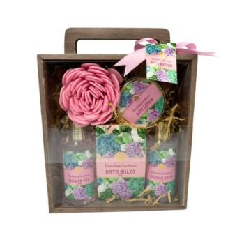 ARÔME - Kozmetikai ajándékcsomag BEZINKA 3  Ajándékcsomag kép