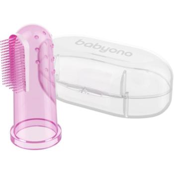 BabyOno Take Care First Toothbrush ujjra húzható fogkefe gyermekeknek tokkal 1 db kép