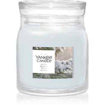 Yankee Candle Snow Kissed Pine illatgyertya 368 g kép